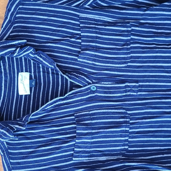 Universal Thread blouse, navy blue and white size XSmall - Picture 3 of 5